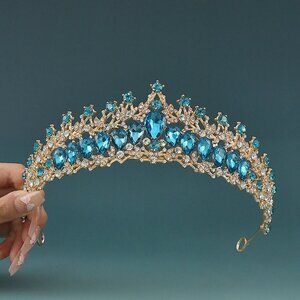 Tiaras and Crowns for Women